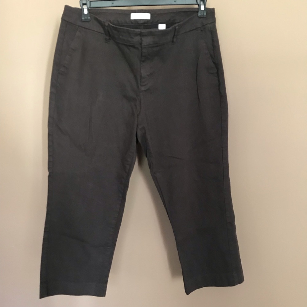 Coldwater Creek brown denim capri pants.